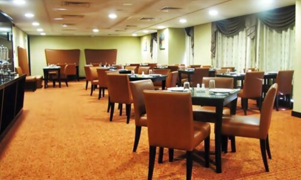 Paragon Hotel Abu Dabi Dış mekan fotoğraf