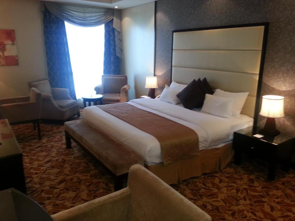 Paragon Hotel Abu Dabi Dış mekan fotoğraf