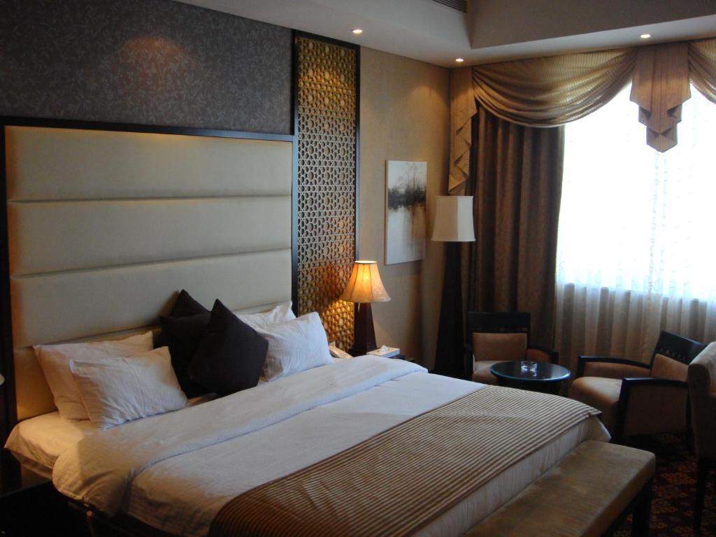 Paragon Hotel Abu Dabi Dış mekan fotoğraf