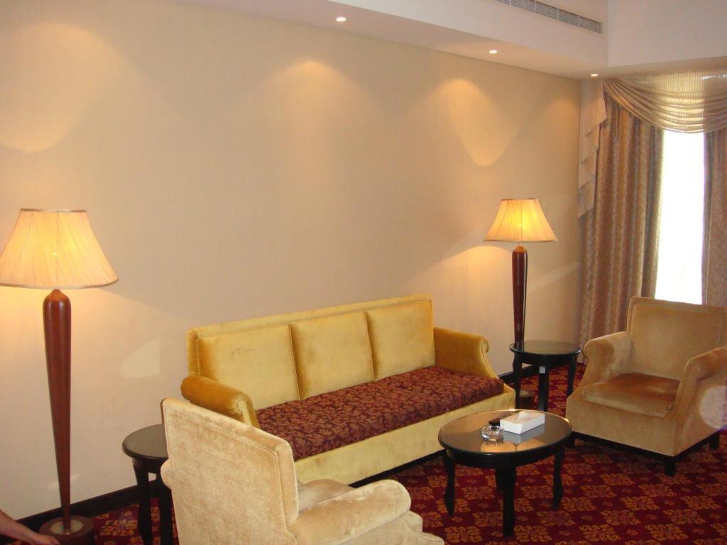 Paragon Hotel Abu Dabi Oda fotoğraf