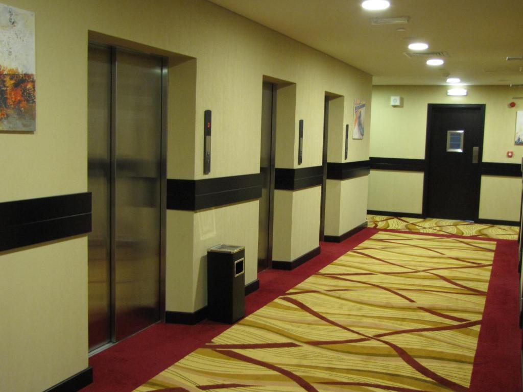 Paragon Hotel Abu Dabi Dış mekan fotoğraf
